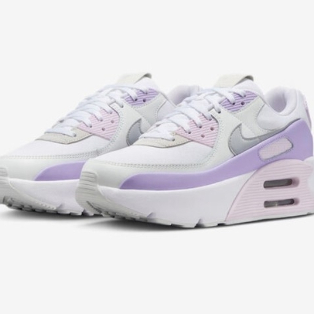 Nike Women's Air max 90 LV8 Sz 8